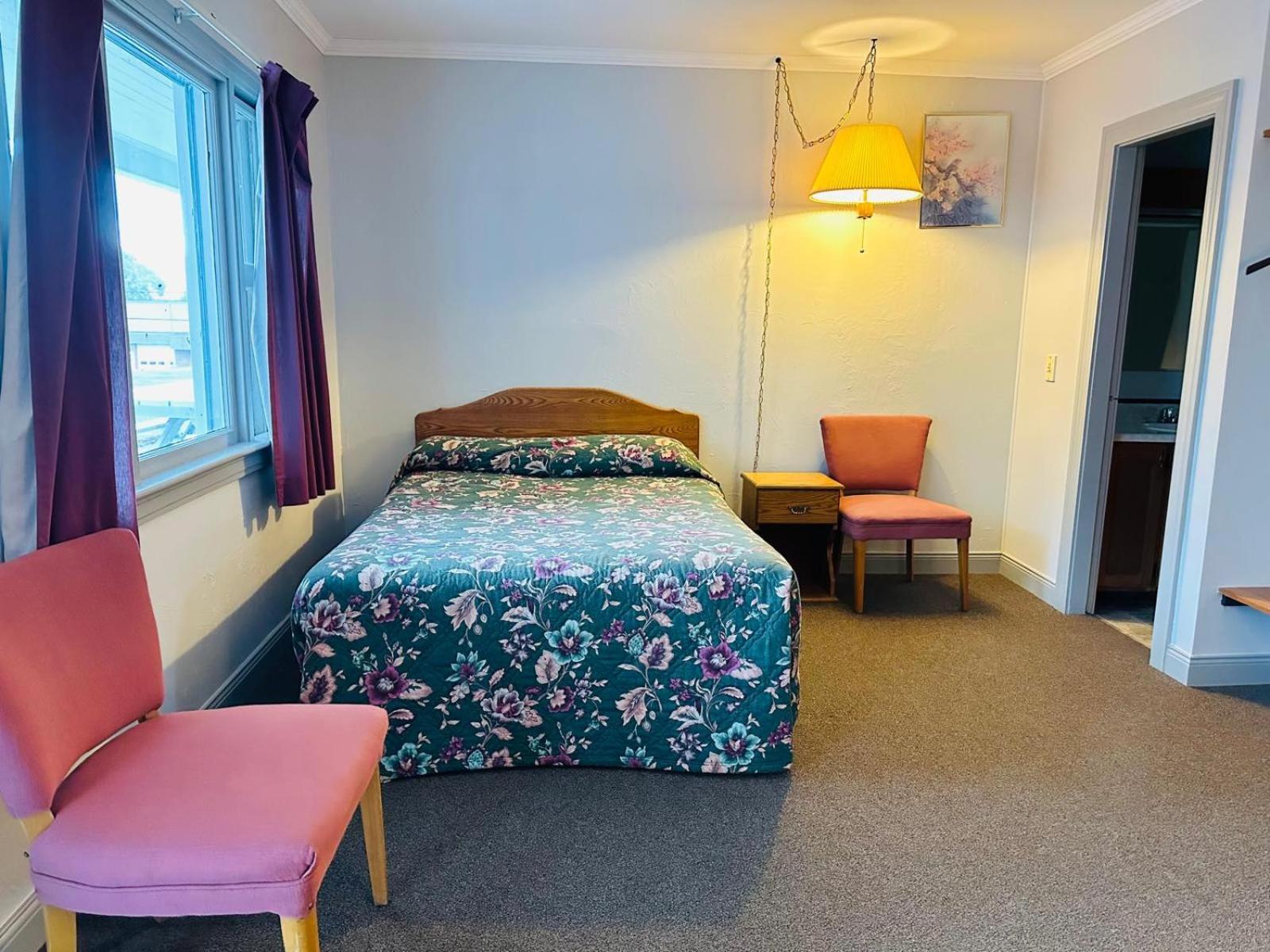 Stiles Motel Hill View Woodstock Esterno foto